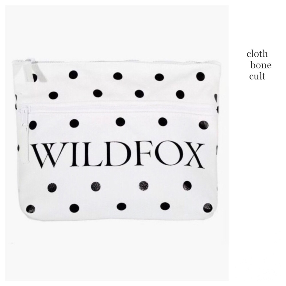 ✨NWT✨ WILDFOX💋🦊 Polka Dot Canvas BAG/CLUTCH